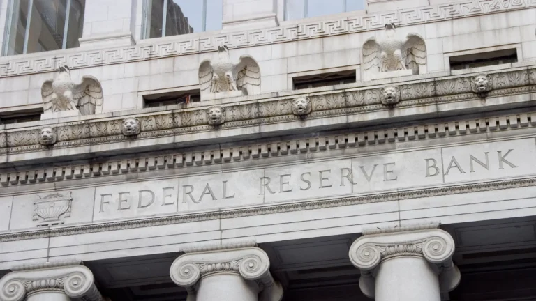 Zoomed in facade of the Federal Reserve